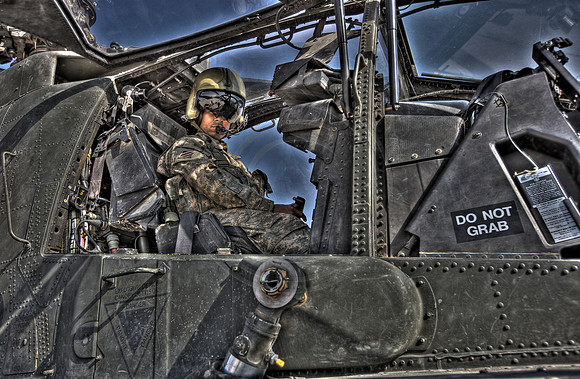 HDR Apache crew 17DM