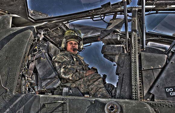 HDR Apache crew 20DM