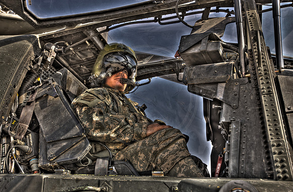 HDR Apache crew 21DM