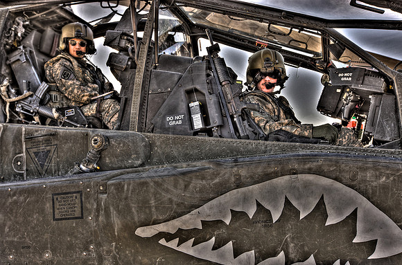 HDR Apache crew 29DM