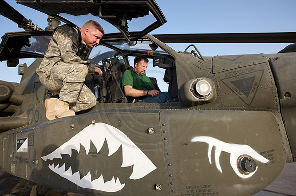 Apache Photo Op