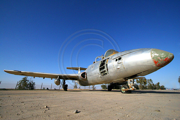 (C)2006 Terry Moore0172