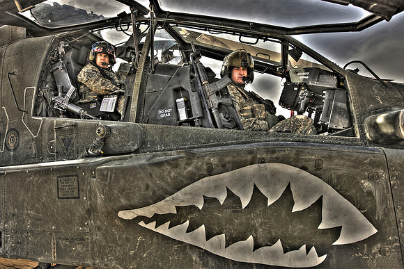 HDR Apache crew 7DM